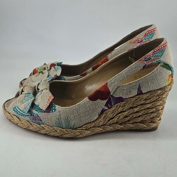 Stuart Weitzman peep toe canvas floral espadrilles shoes wedges , 8 - Picture 4 of 6
